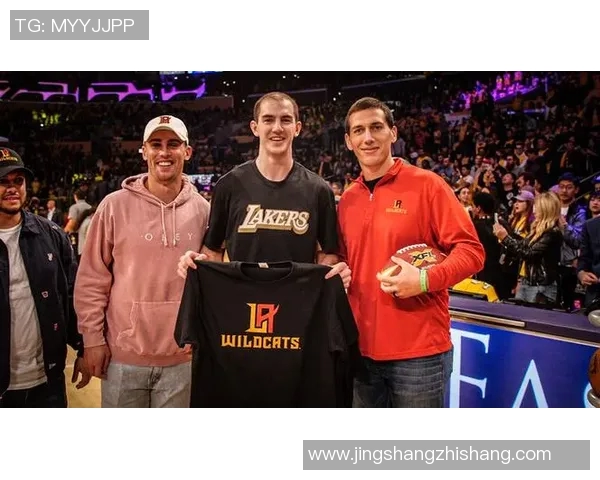 亚历克斯卡鲁索的篮球之路与职业生涯精彩瞬间回顾